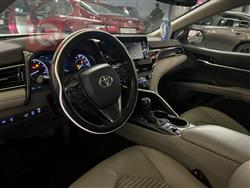 تۆیۆتا کامری